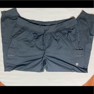 UA Butter Soft Stretch 4-Pocket Cargo Jogger- Pewter